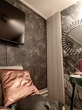 IsisBlake online show from 11-05-25, 07:28