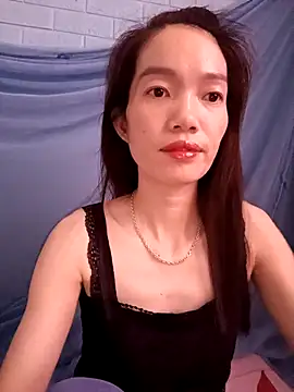 Snapshot of LILIAN999 chatting on 02-12-25, 06:19 LILIAN999 online show from 02-12-25, 06:19