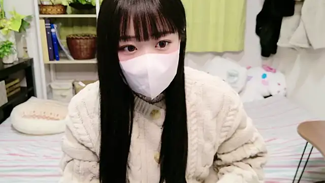 Snapshot of Mia--meow chatting on 01-09-25, 12:41 Mia--meow online show from 01-09-25, 12:41