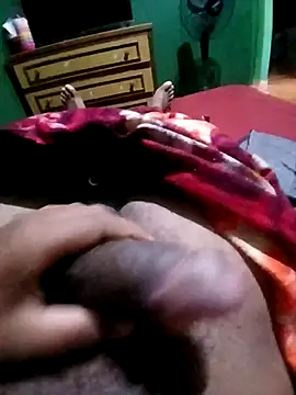 Snapshot of morenogts69 chatting on 09-16-25, 01:23 morenogts69 online show from 09-16-25, 01:23