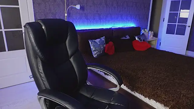 Daniela Kitty  online show from 09-21-25, 07:02