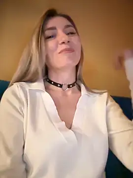 Crazy-Rosa online show from 01-28-25, 02:53