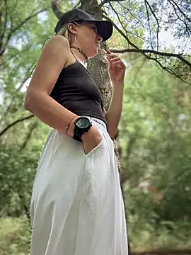 Crazy-Rosa online show from 09-09-25, 05:50