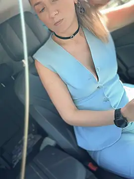 Crazy-Rosa online show from 04-02-26, 05:36