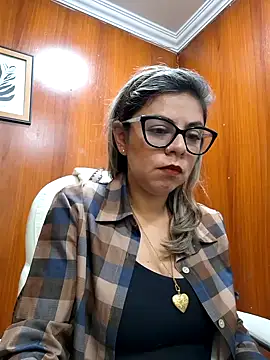 Snapshot of Cata_Office-12 chatting on 09-23-25, 03:30 Cata Office-12 online show from 09-23-25, 03:30