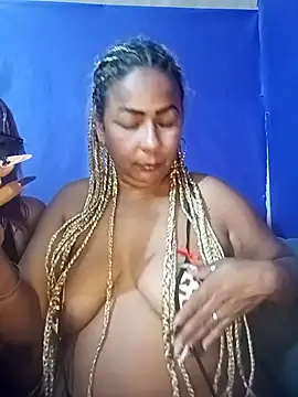 Snapshot of Afroditabichota chatting on 10-02-25, 12:47 Afroditabichota online show from 10-02-25, 12:47