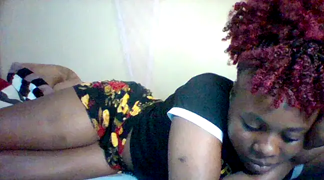 Snapshot of EBONYVANILLA02 chatting on 02-10-25, 09:04 EBONYVANILLA02 online show from 02-10-25, 09:04