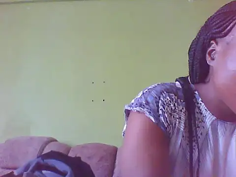 Snapshot of EBONYVANILLA02 chatting on 10-15-25, 10:12 EBONYVANILLA02 online show from 10-15-25, 10:12