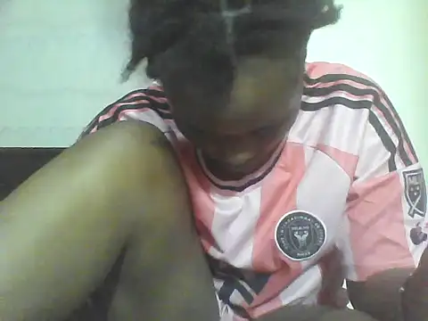 Snapshot of EBONYVANILLA02 chatting on 02-09-26, 03:43 EBONYVANILLA02 online show from 02-09-26, 03:43