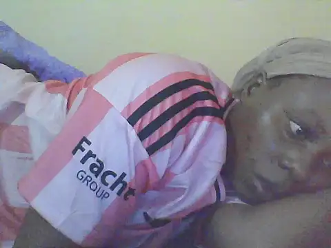 EBONYVANILLA02 online show from 11-26-25, 07:36