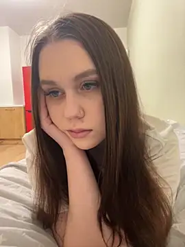 Marylallka5 online show from 10-28-25, 05:45