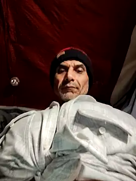 Gillygilly76 online show from 11-14-25, 06:06