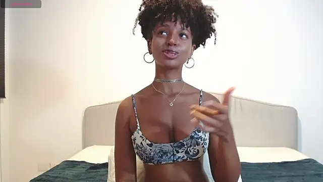 MelissaWaldorf online show from 07-10-26, 01:49