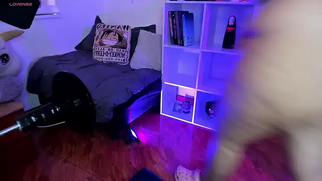 Snapshot of Gaby_Miller22 chatting on 10-22-25, 04:06 Gaby Miller22 online show from 10-22-25, 04:06