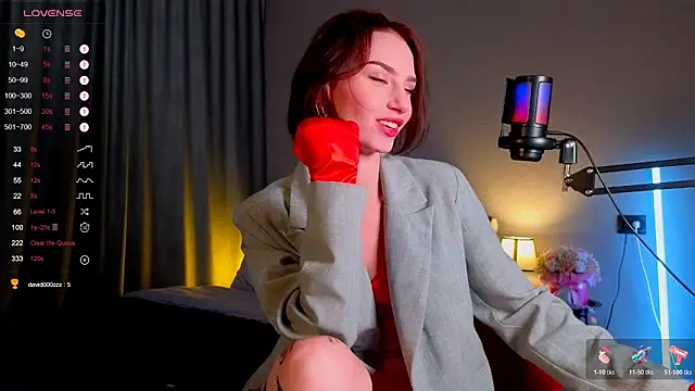 GeraTender1 online show from 10-21-25, 03:33