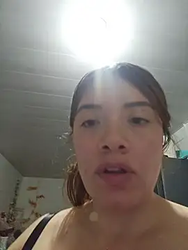 valery mora online show from 10-14-25, 11:04