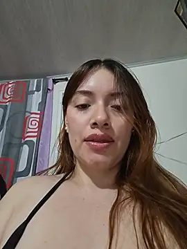 Snapshot of valery_mora chatting on 04-17-26, 11:18 valery mora online show from 04-17-26, 11:18
