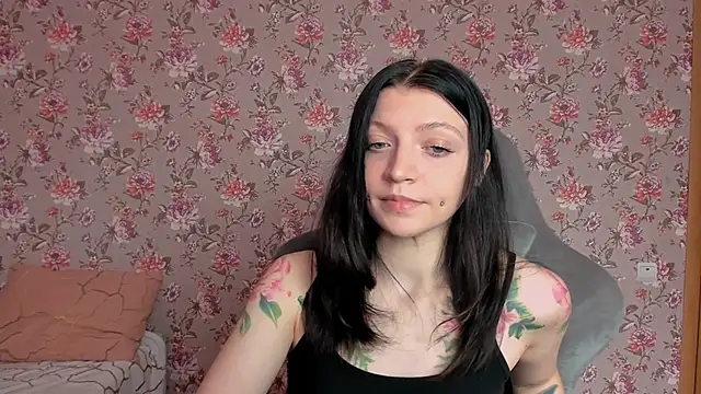 Lolly Haze online show from 04-12-26, 03:21