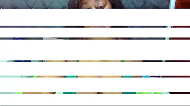 Snapshot of shannonvega1 chatting on 06-11-26, 08:11 shannonvega1 online show from 06-11-26, 08:11