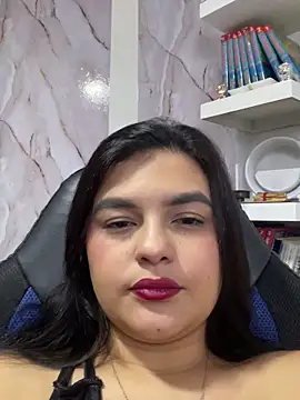 Snapshot of alayasmile chatting on 10-02-25, 04:38 alayasmile online show from 10-02-25, 04:38