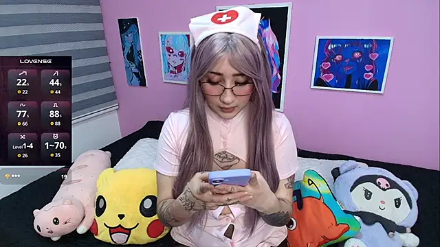 Miwa violet online show from 11-17-25, 01:09