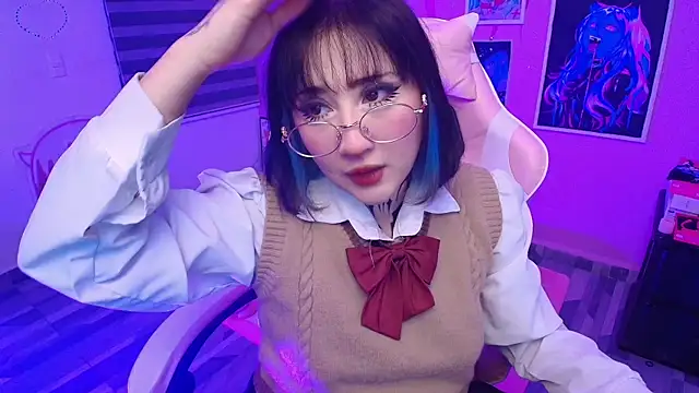 Snapshot of Miwa_violet chatting on 06-06-26, 03:56 Miwa violet online show from 06-06-26, 03:56
