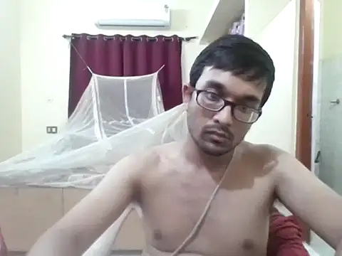 Snapshot of THE_NAKED_BOY chatting on 09-24-25, 03:18 THE NAKED BOY online show from 09-24-25, 03:18