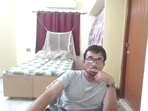 Snapshot of THE_NAKED_BOY chatting on 05-26-26, 01:20 THE NAKED BOY online show from 05-26-26, 01:20