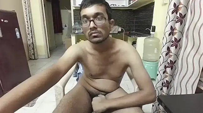 Snapshot of THE_NAKED_BOY chatting on 01-30-25, 02:15 THE NAKED BOY online show from 01-30-25, 02:15