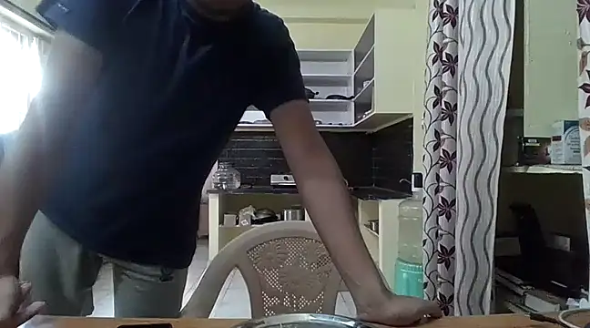 Snapshot of THE_NAKED_BOY chatting on 03-08-25, 04:23 THE NAKED BOY online show from 03-08-25, 04:23