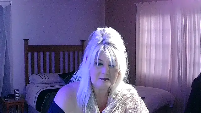 Miahotmilf online show from 02-13-26, 05:57