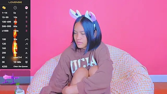 Natsu   online show from 01-21-25, 02:43