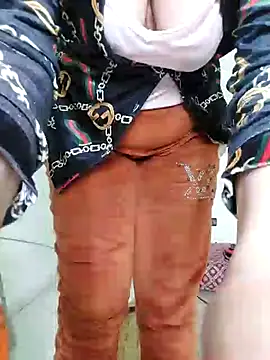 Diana-sexy online show from 03-09-25, 01:48