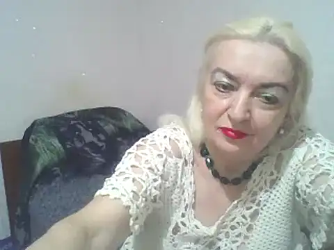 Snapshot of Meri798 chatting on 12-02-25, 10:11 Meri798 online show from 12-02-25, 10:11