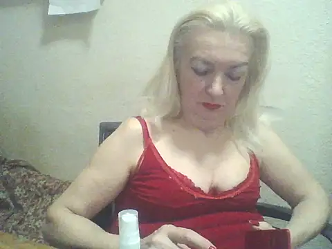 Snapshot of Meri798 chatting on 02-04-26, 10:05 Meri798 online show from 02-04-26, 10:05