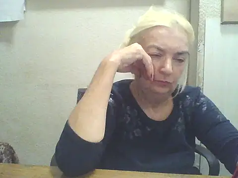 Snapshot of Meri798 chatting on 10-13-25, 07:26 Meri798 online show from 10-13-25, 07:26