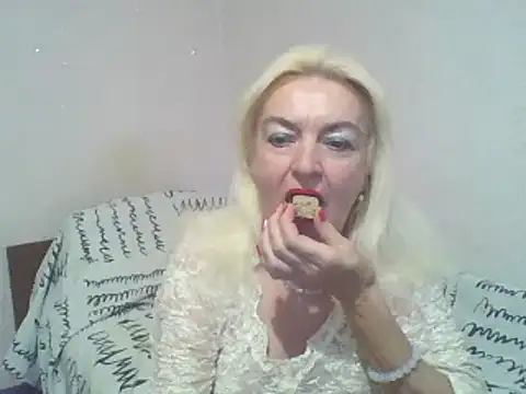 Snapshot of Meri798 chatting on 09-24-25, 02:34 Meri798 online show from 09-24-25, 02:34