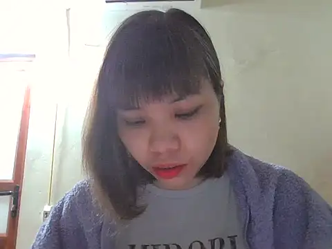 Angela-Eira online show from 11-17-25, 09:30