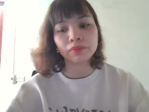 Angela-Eira online show from 12-14-25, 08:09