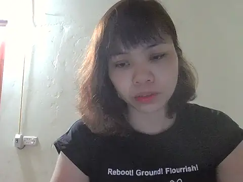 Angela-Eira online show from 12-20-25, 10:01