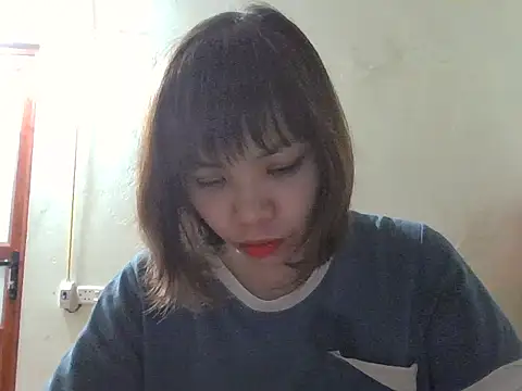 Angela-Eira online show from 10-11-25, 07:37