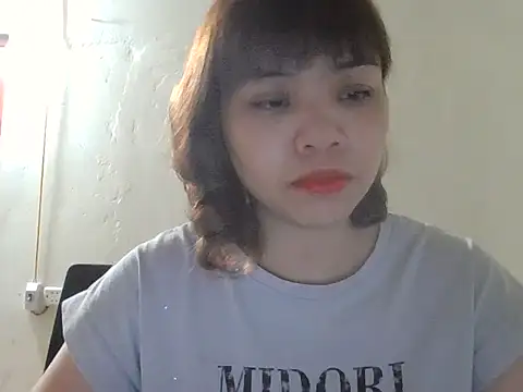 Angela-Eira online show from 12-19-25, 09:17