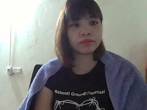 Angela-Eira online show from 10-29-25, 09:36