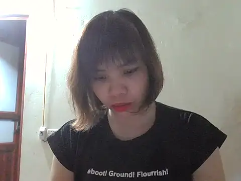 Angela-Eira online show from 09-10-25, 08:52