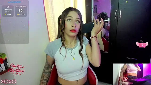 sweetlittlelisa online show from 12-22-25, 09:37