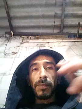 Snapshot of weedmanhot28 chatting on 10-15-25, 01:59 weedmanhot28 online show from 10-15-25, 01:59