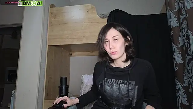 KawaiiNullify online show from 12-17-25, 09:09