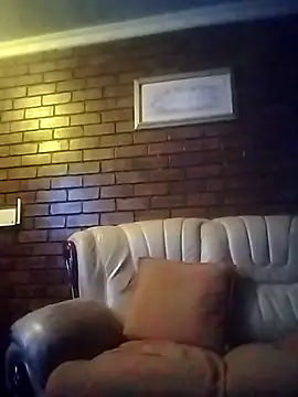 Snapshot of bobzerr chatting on 01-12-26, 09:41 bobzerr online show from 01-12-26, 09:41