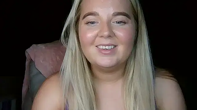 Snapshot of Jessica69G chatting on 06-13-26, 11:02 Jessica69G online show from 06-13-26, 11:02