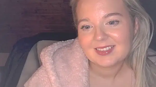 Snapshot of Jessica69G chatting on 01-13-25, 10:24 Jessica69G online show from 01-13-25, 10:24